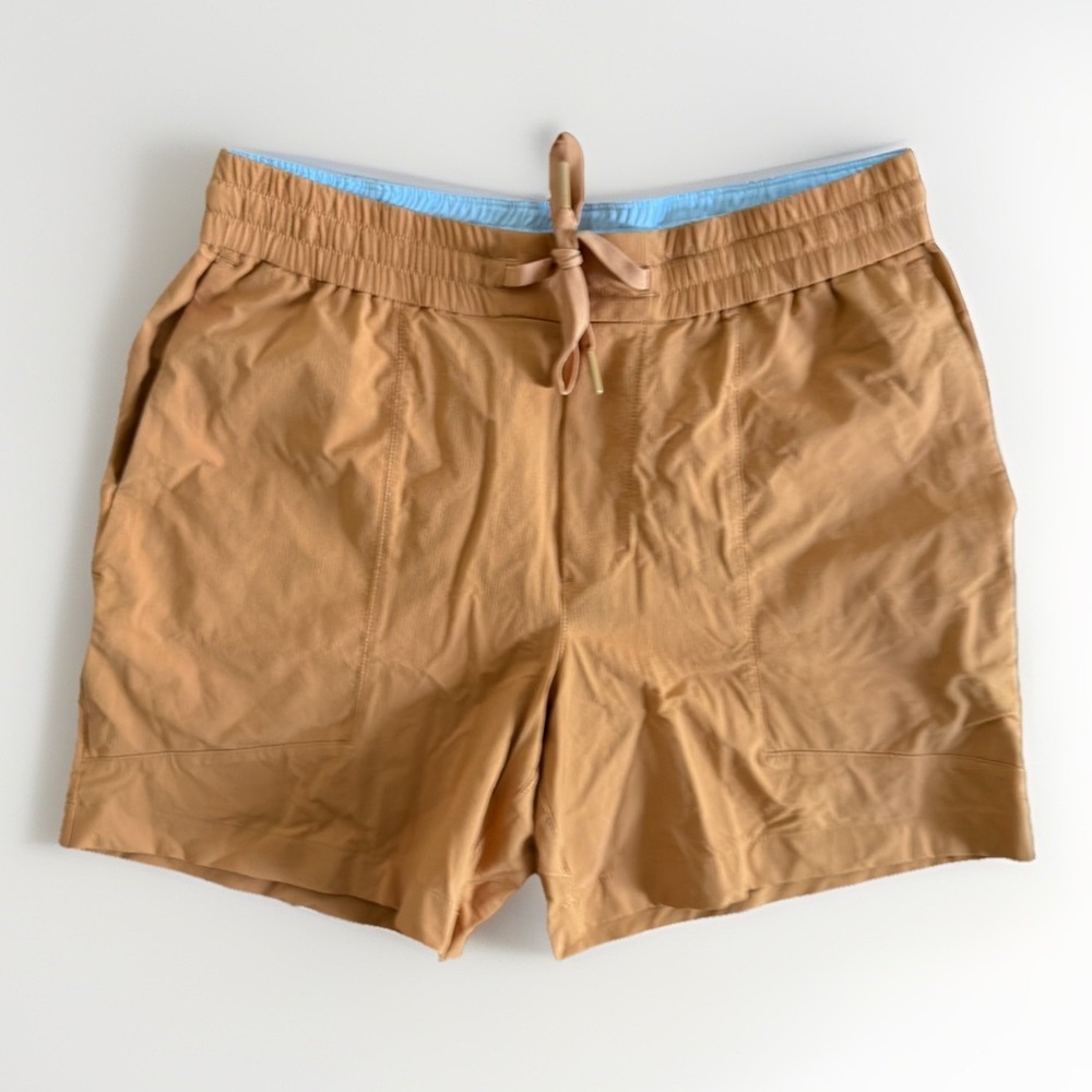 Lululemon Men's Tan Lined Running Athletic Shorts Size M Lightweight Pocket